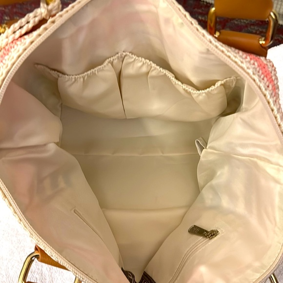 NWOT! The Sak Hobo Crochet Handbag - Picture 9 of 10